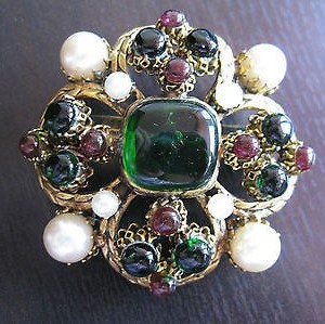 Chanel goosens poured glass brooch